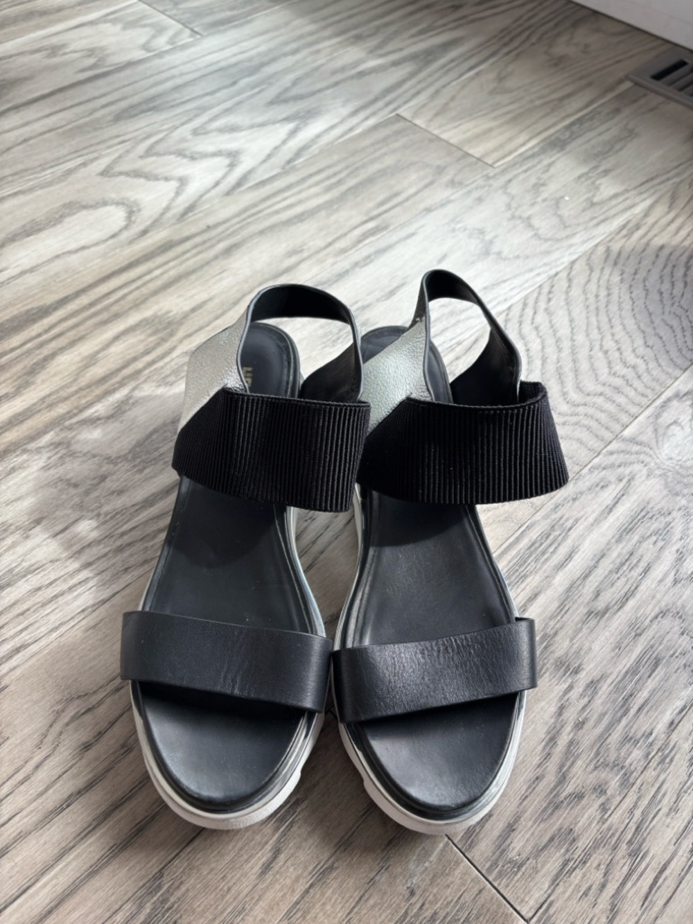 United Nude Rico Women’s Black Slingback Platform Sandals